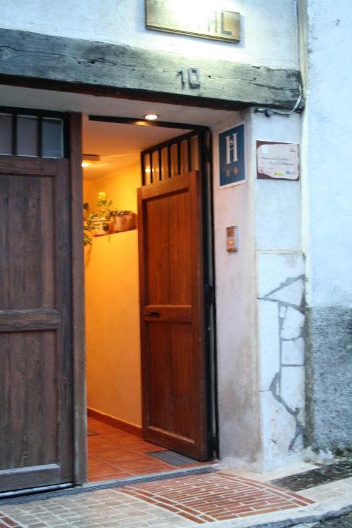 Hostal La Balquina تشينتشون المظهر الخارجي الصورة